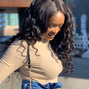 Meet your Posher, Hadija